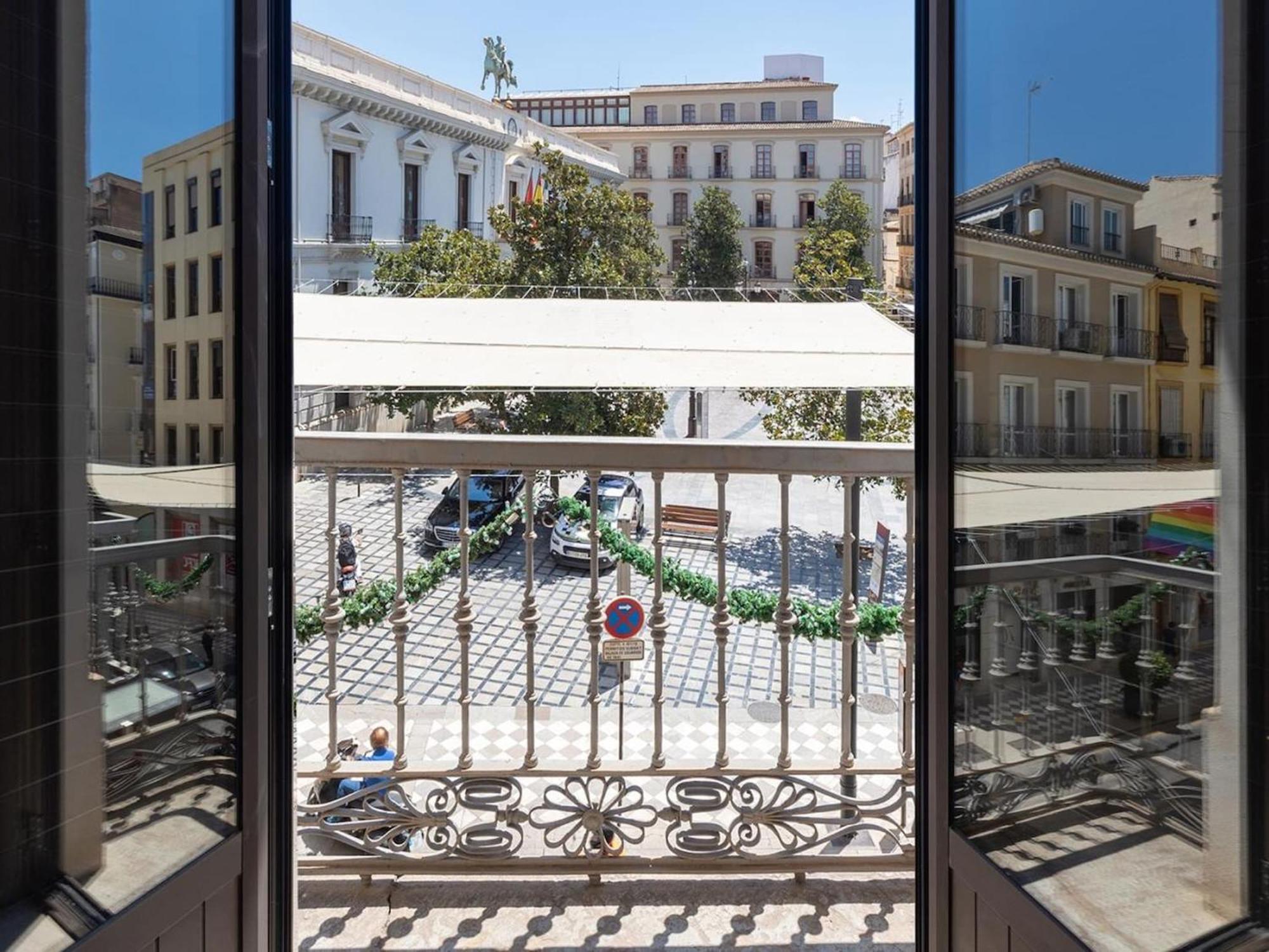 Elegant Town Hall Apartment With Views Granada Exteriör bild
