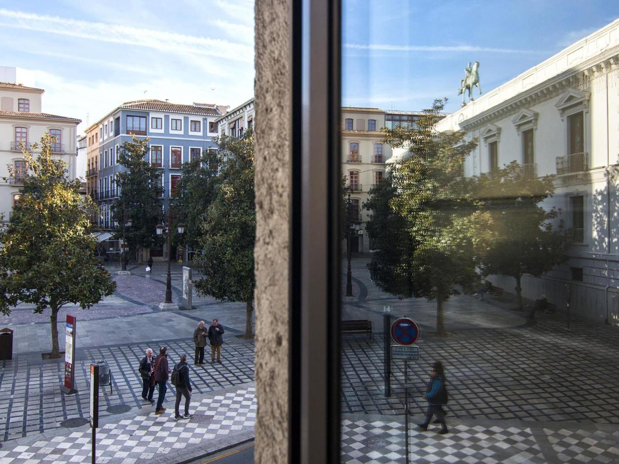 Elegant Town Hall Apartment With Views Granada Exteriör bild