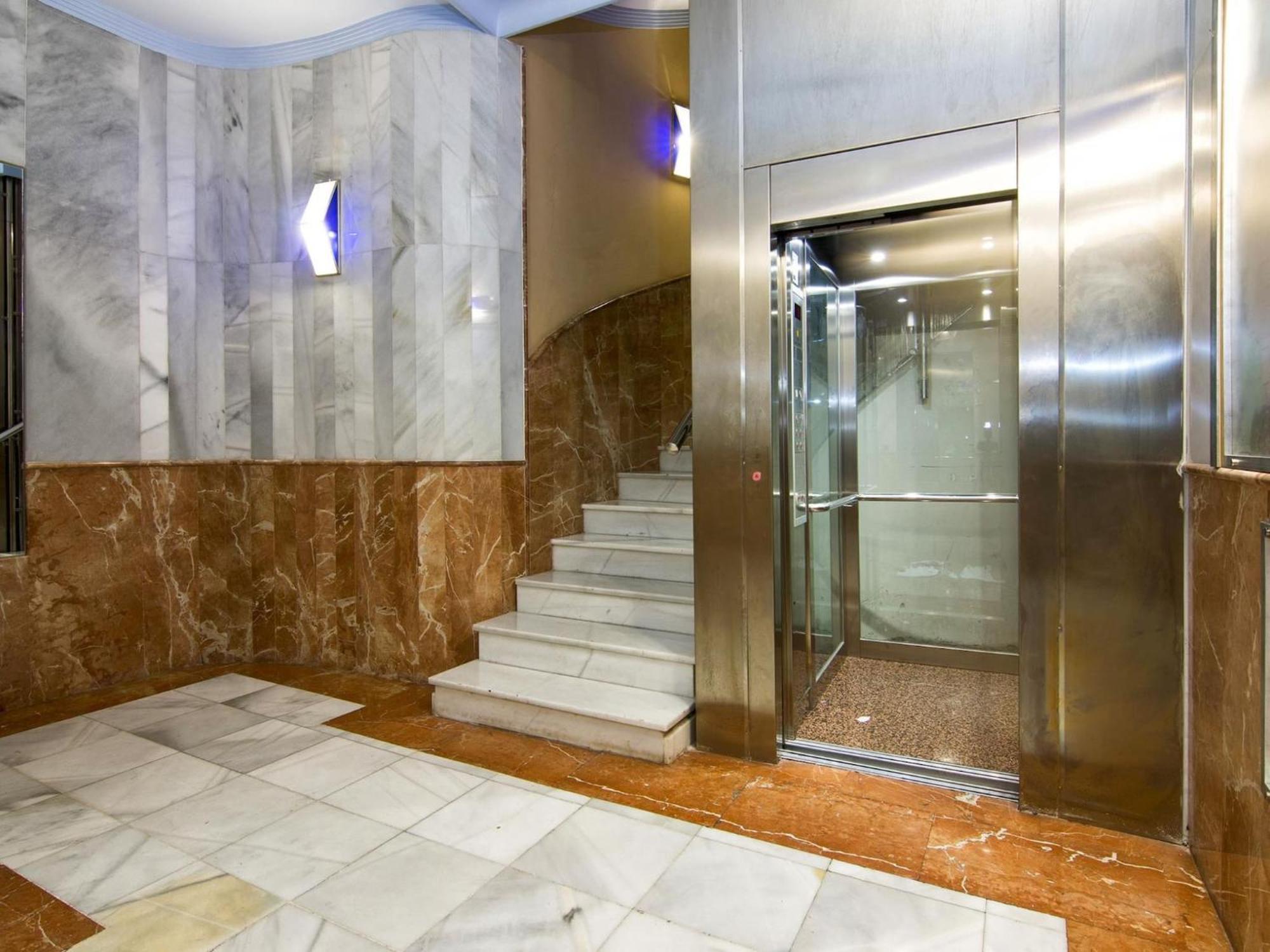 Elegant Town Hall Apartment With Views Granada Exteriör bild
